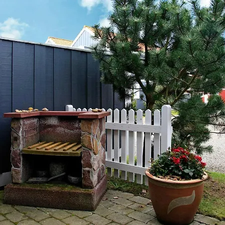 בית נופש 4 Person In Blavand-by Traum בלבאנד