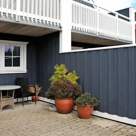 Prázdninový dům 4 Person In Blavand-by Traum *