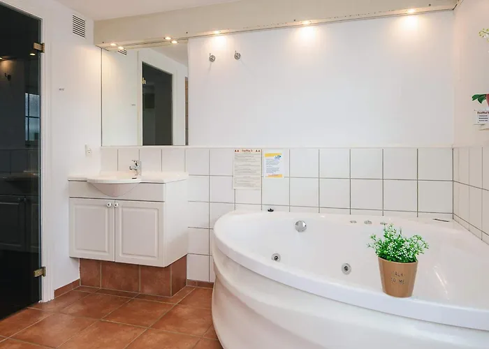 Feriehus 4 Person In Blavand-by Traum